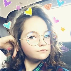 Meet your Posher, Grace